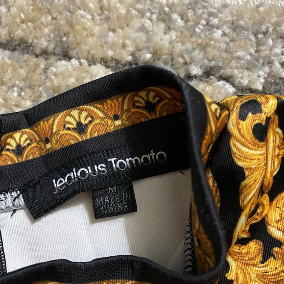 Dress - Picture 2 of 2